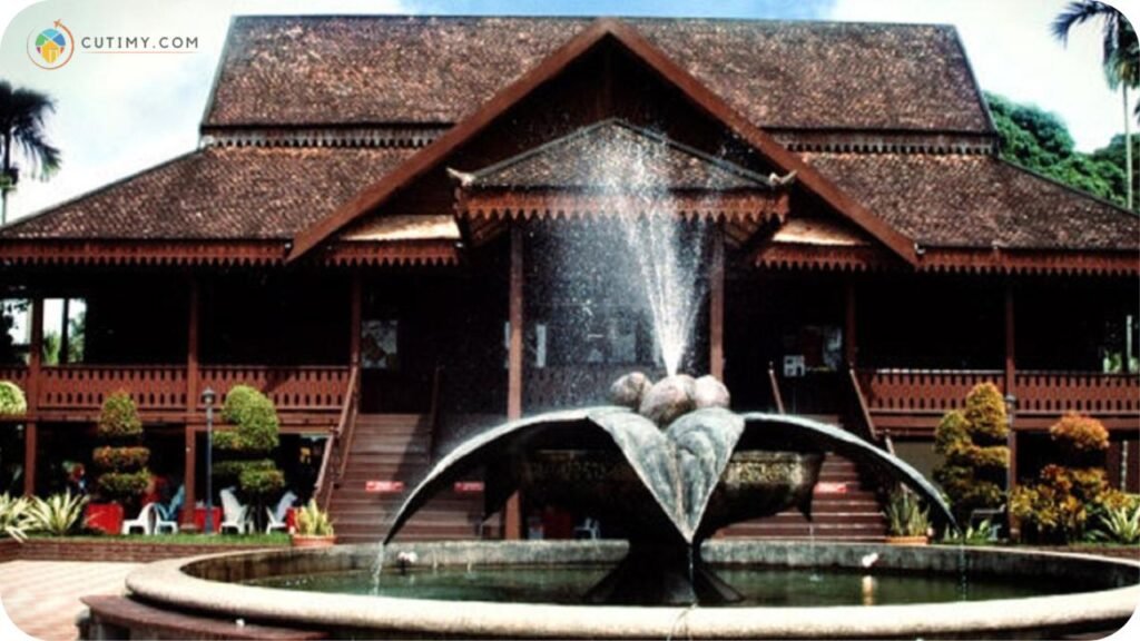 15+ Tempat Menarik di Kota Bharu untuk Percutian Best 3 Imej Muzium Negeri Kelantan