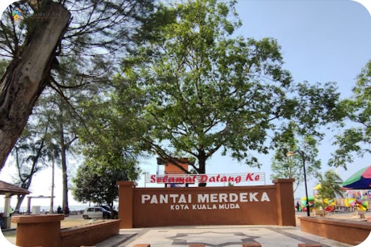 Imej Pantai Merdeka