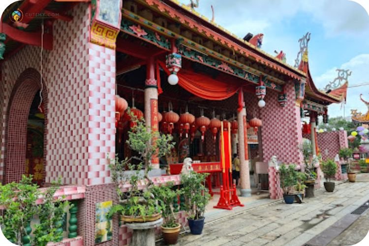 11 Tempat Menarik di Teluk Intan - Percutian Terbaik 8 Imej Tokong Hock Soon Keong