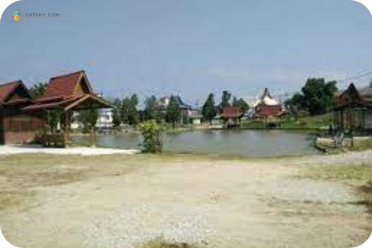 Imej Kolam Pancing Retro D'Dusun