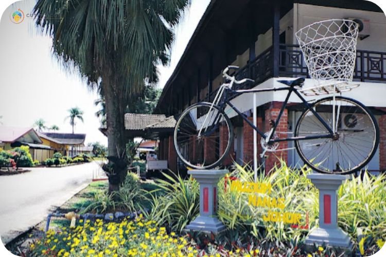 15+ Tempat Menarik Di Pontian Wajib Korang Singgah! 14 Imej Muzium Nanas