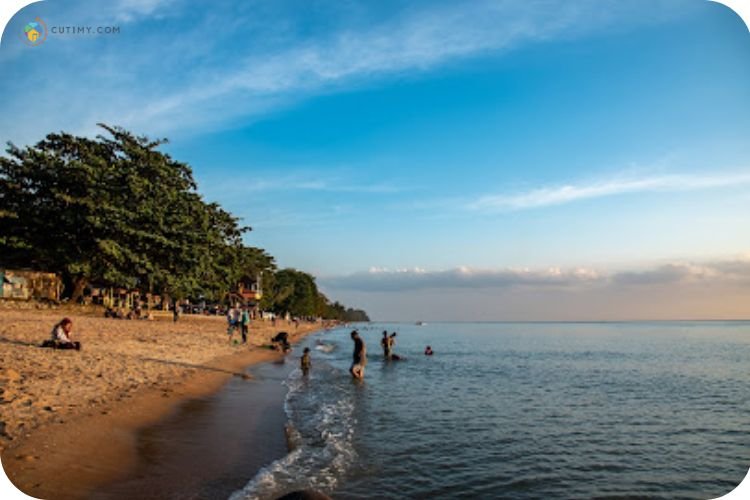 Imej Pantai Pengkalan Balak