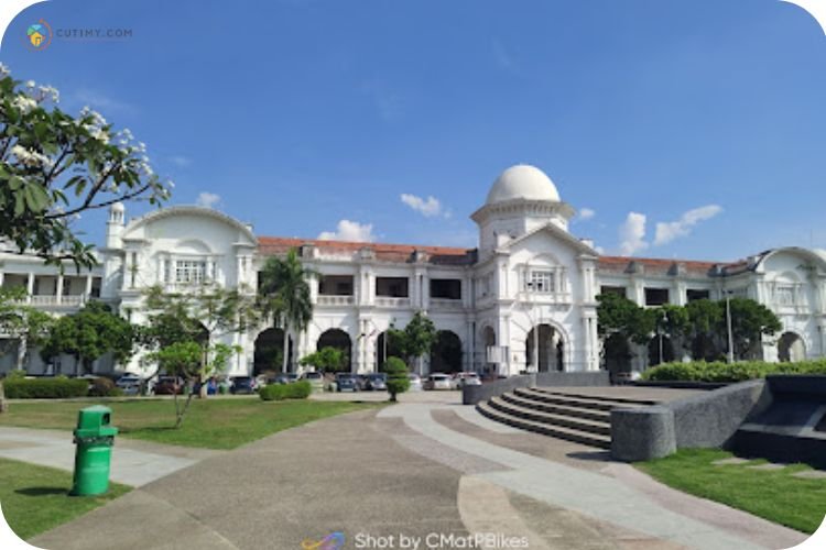 Imej Stesen Keretapi KTM Ipoh