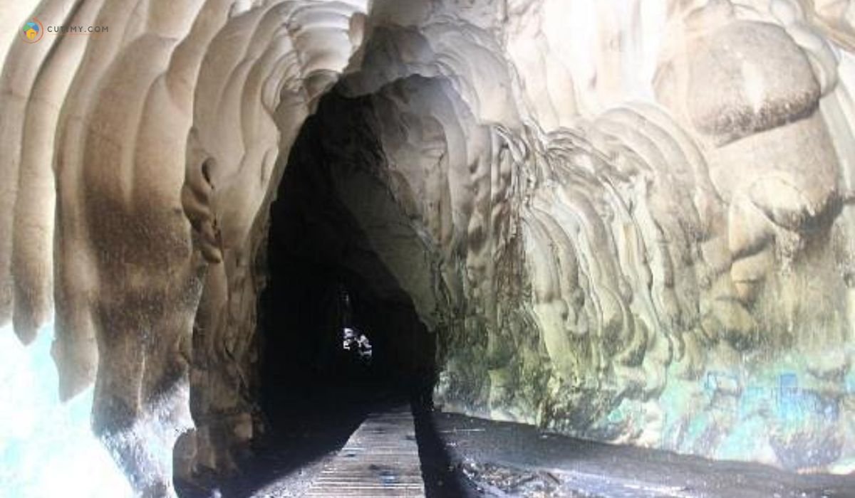 11 Tempat Menarik di Lahad Datu yang Wajib Lawat 9 imej Madai Caves