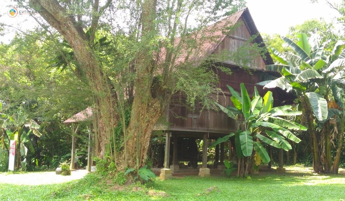 imej Muzium Warisan Melayu