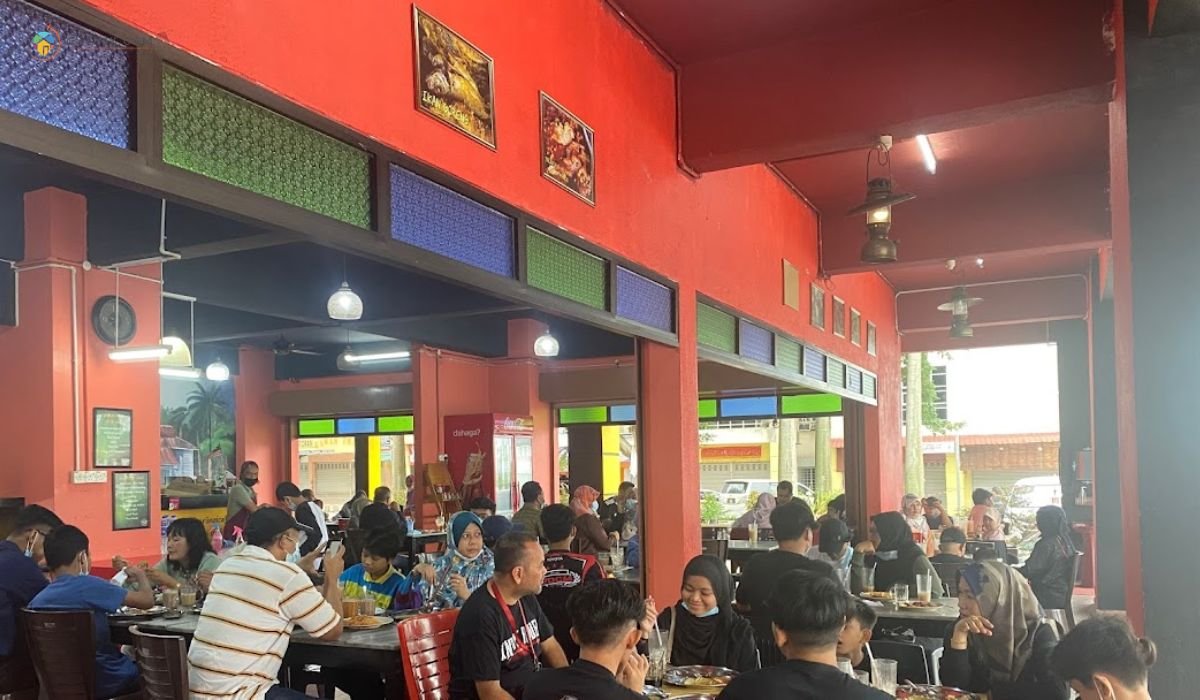 25+ Tempat Makan Sedap di Nilai Wajib Korang Cuba 2 imej Sri Inai Cafe 2