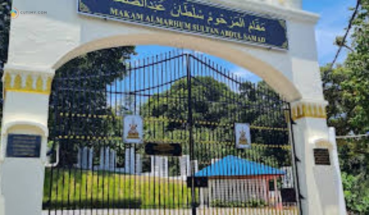 imej Sultan Abdul Samad Royal Cemetery