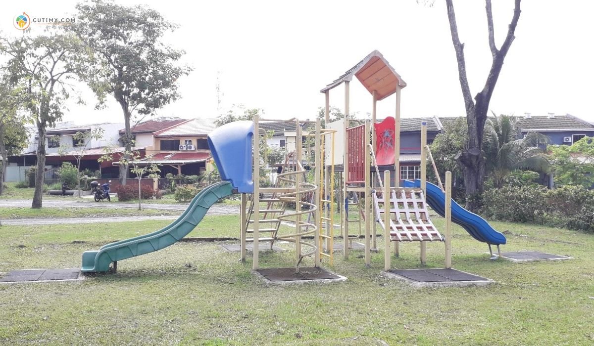 5 Tempat Menarik di Sungai Buloh yang Wajib Singgah! 5 imej Taman Permainan Bandar Baru Sungai Buloh