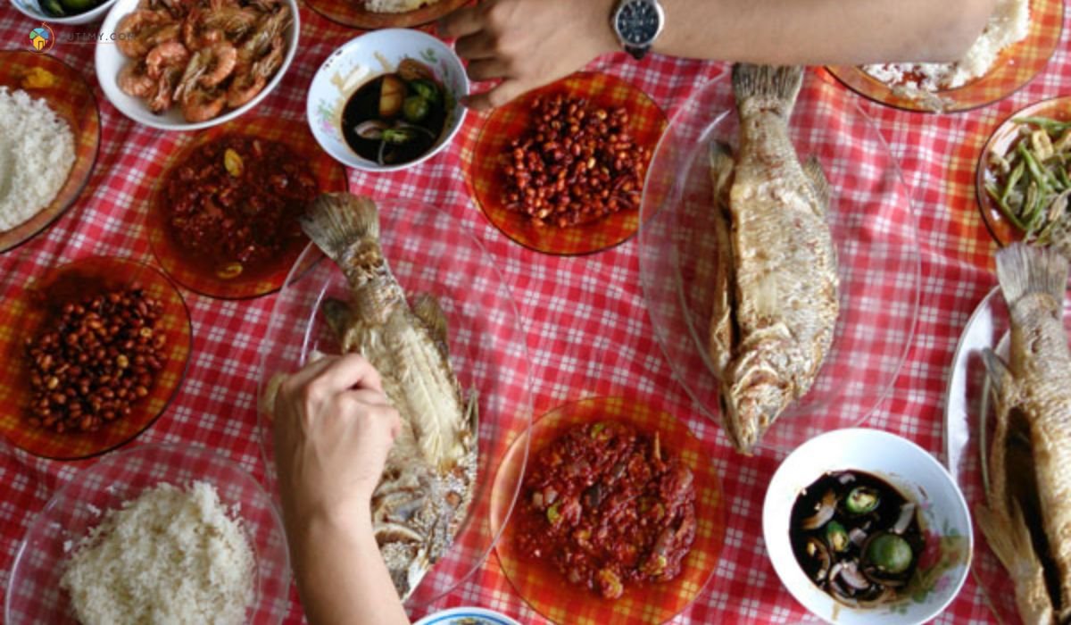 10 Tempat Makan Pasir Gudang Paling Sedap 1 imej Tempat Makan Pasir Gudang Rahmat Siakap Goreng