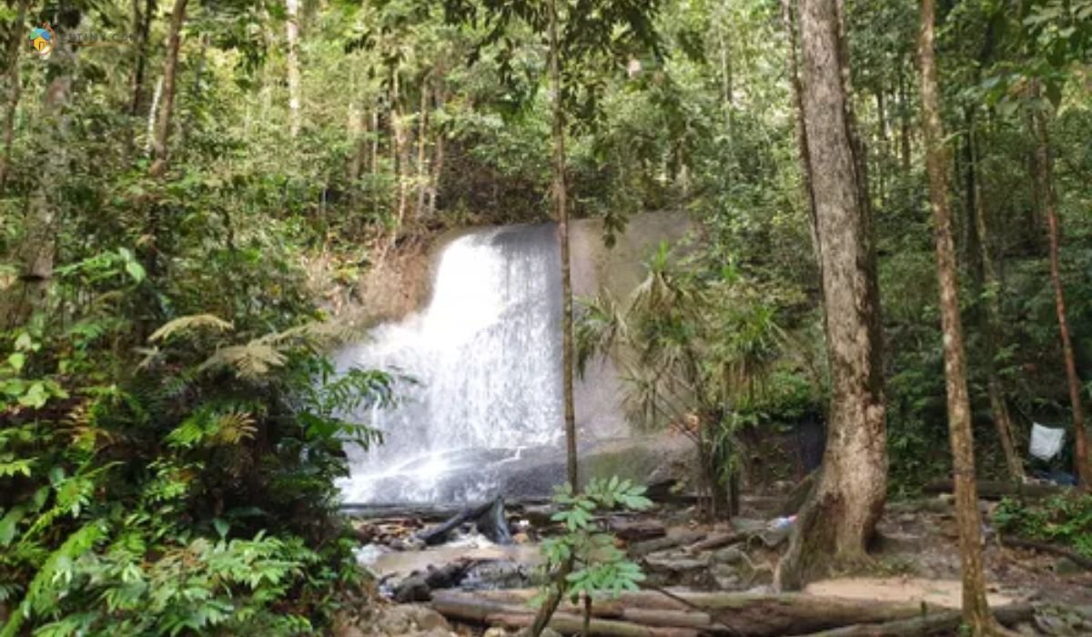imej Tempat Menarik di Cheras Sg Long Waterfall