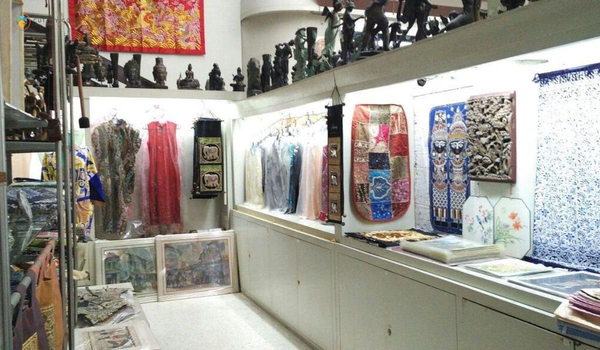 10 Tempat Menarik di Batu Ferringhi Best Terkini 5 imej Yahong Art Gallery