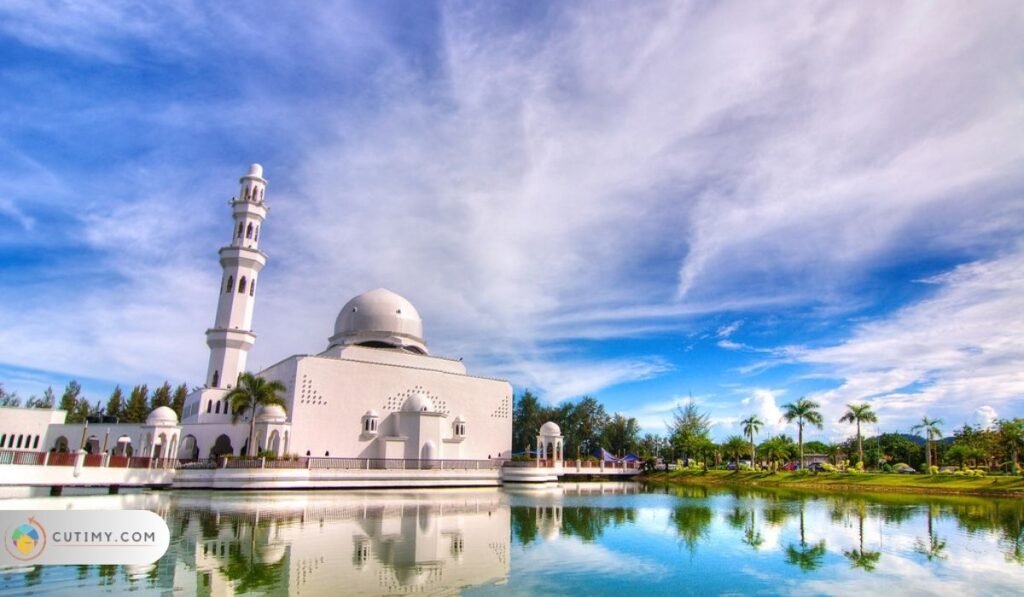 Imej Masjid Tengku Tengah Zaharah (Masjid Terapung)