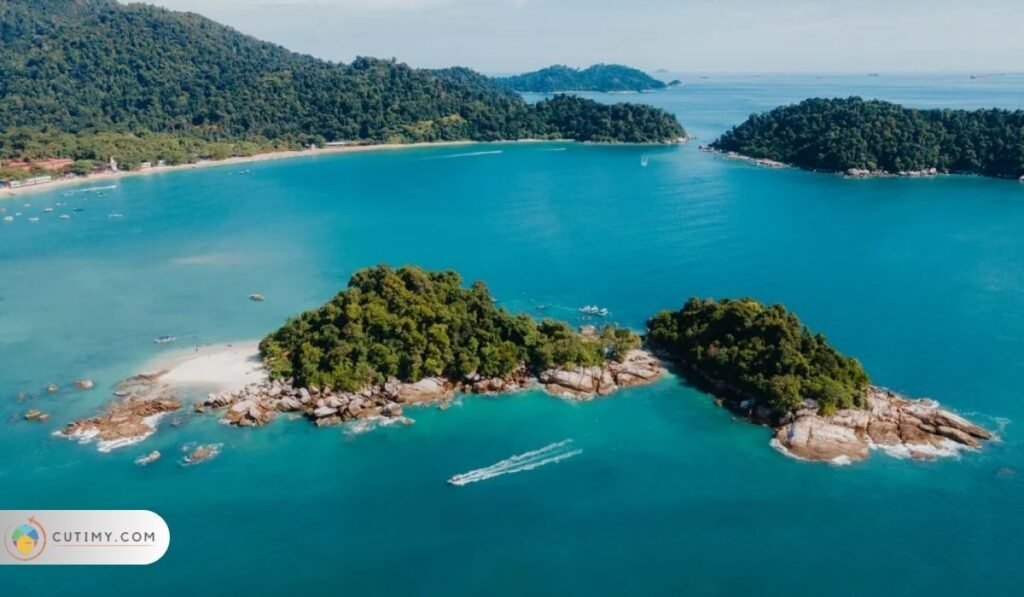 Imej Pangkor Island Tempat Menarik di Perak untuk Family Day