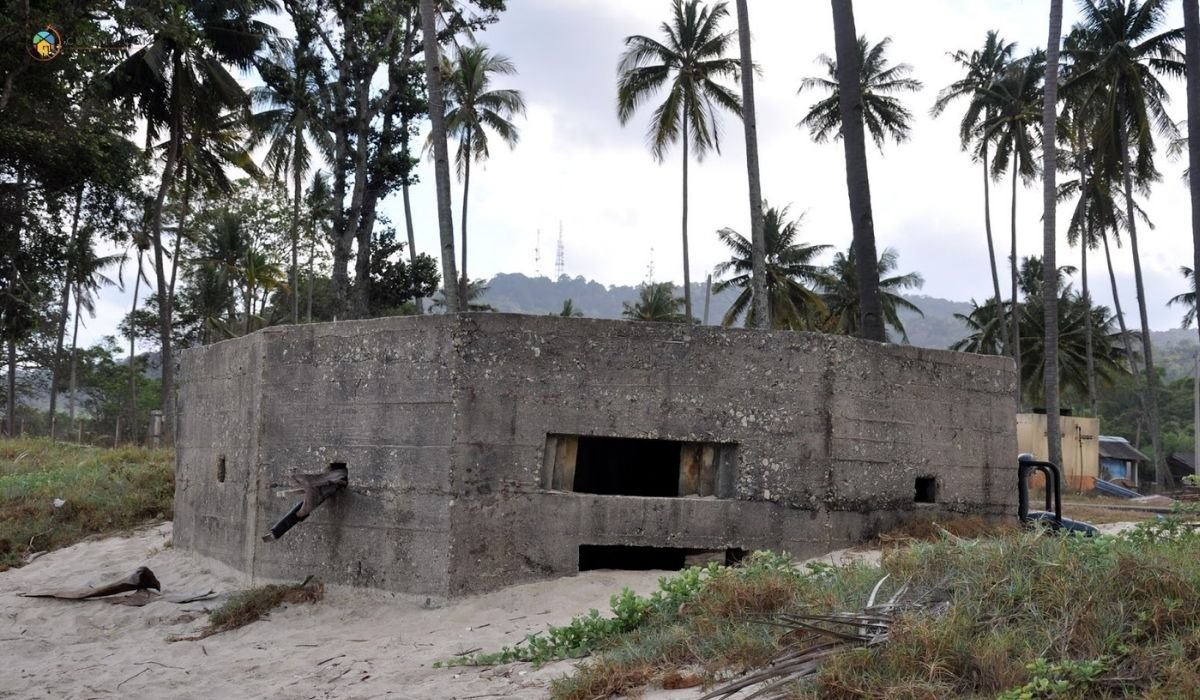10 Tempat Bersejarah Di Pahang Yang Menakjubkan 8 imej British Bunker Pantai Balok