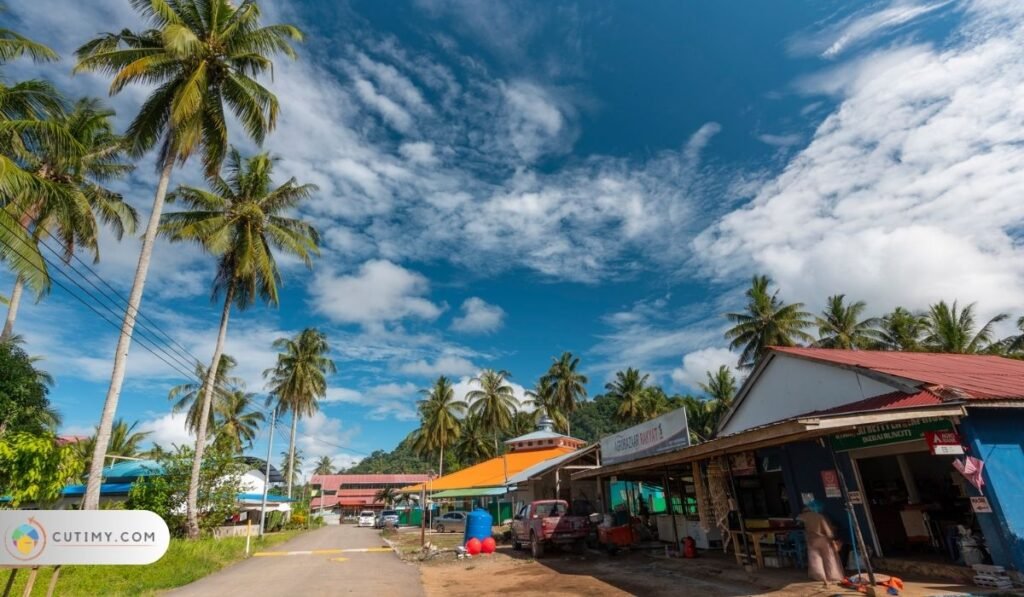 11+ Tempat Menarik di Lundu yang Menakjubkan 11 imej Kampung Teluk Melano
