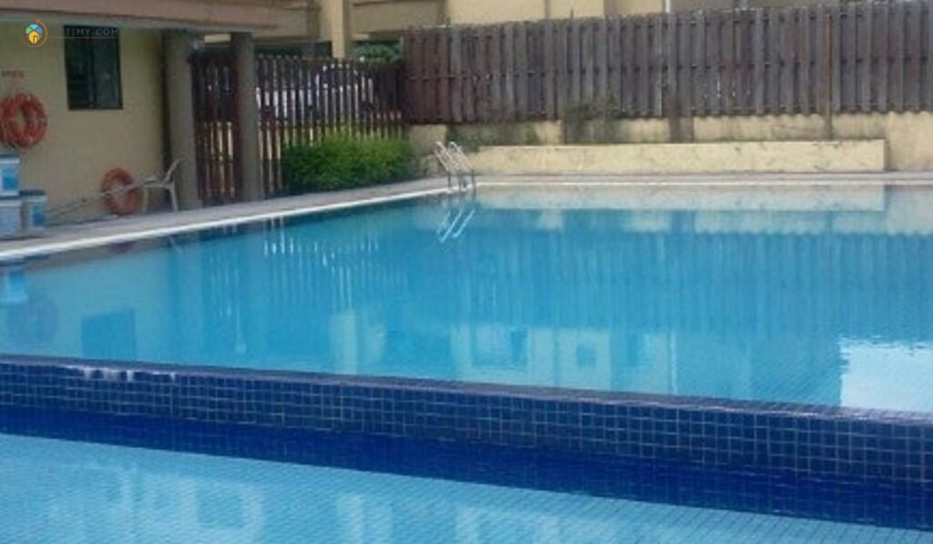imej Kolam Renang Dewan Bandaraya Vista Angkasa