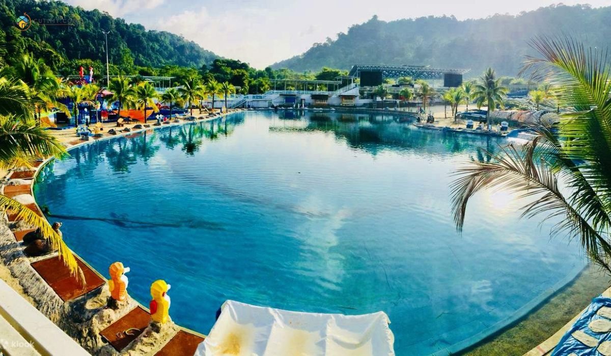 7 Taman Tema Air di Kedah Yang Seronok Terkini 4 imej Langkawi Marine Park