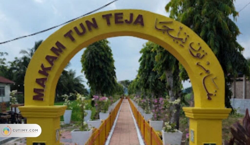 Imej Tempat Menarik di Merlimau, Makam Tun Teja