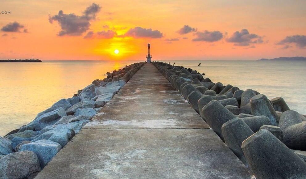15 Tempat Mandi di Terengganu Yang Wajib Korang Lawat 10 imej Pantai Chendering